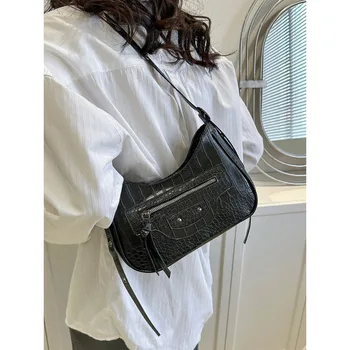 Модная сумка через плечо на молнии Spice Girl, простая однотонная текстура, сумки через плечо с каменным узором, Нишевый дизайн, Французская сумка для пригородных поездок.
