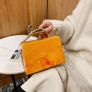Роскошная акриловая женская сумка с металлом, портативная дизайнерская маленькая сумка через плечо на цепочках Ins, сумки через плечо для женщин, горячая вечерняя сумочка